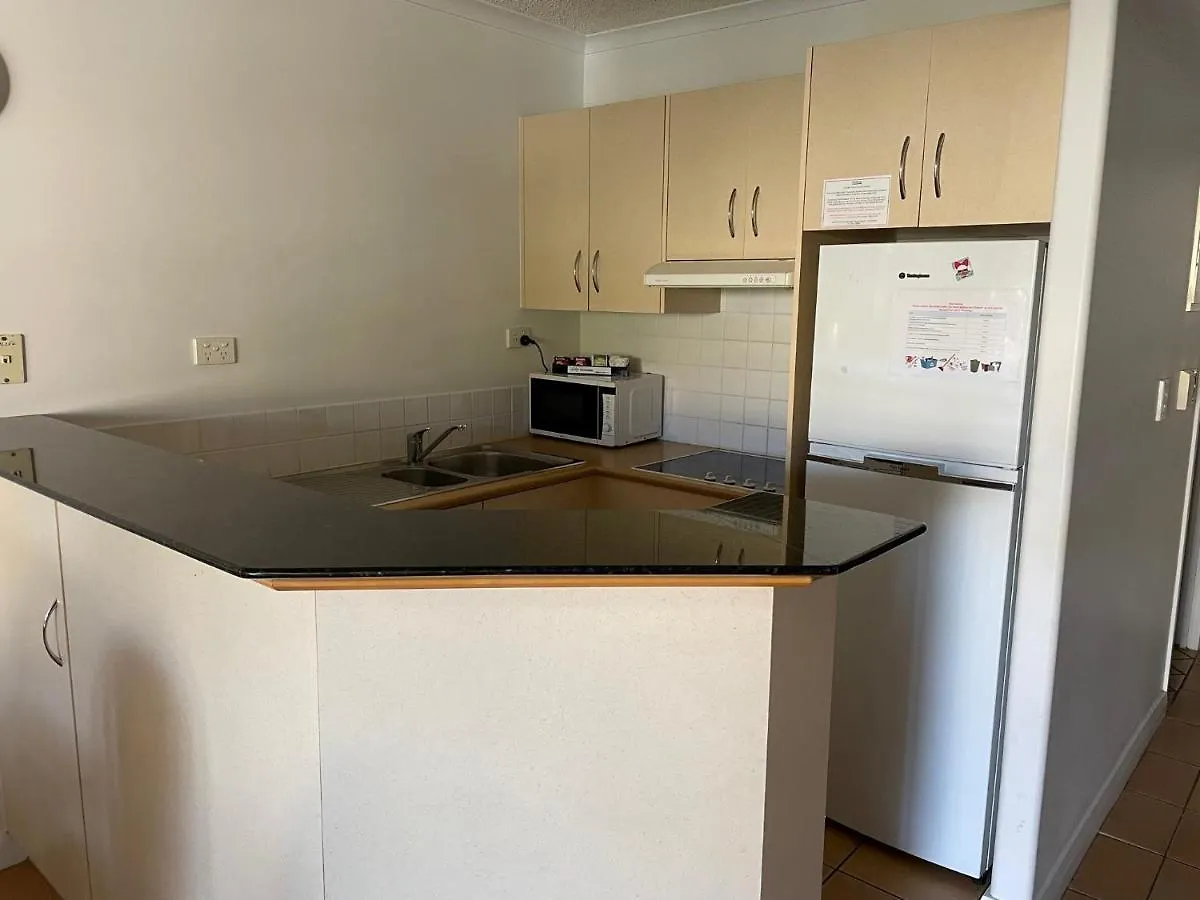Alex Beach Resort-317/428 Alexandra Headland Apartment
