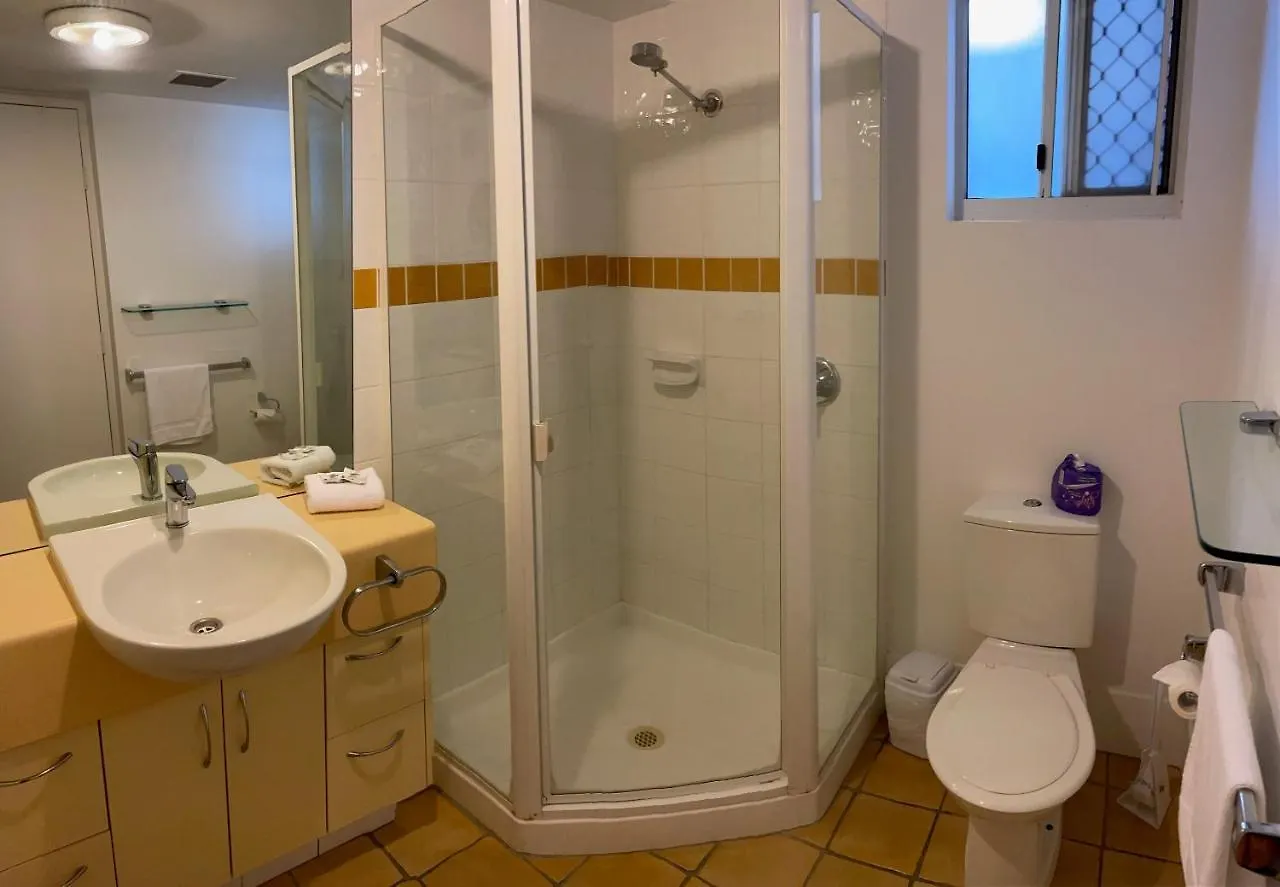 Apartment Alex Beach Resort-317/428 Alexandra Headland