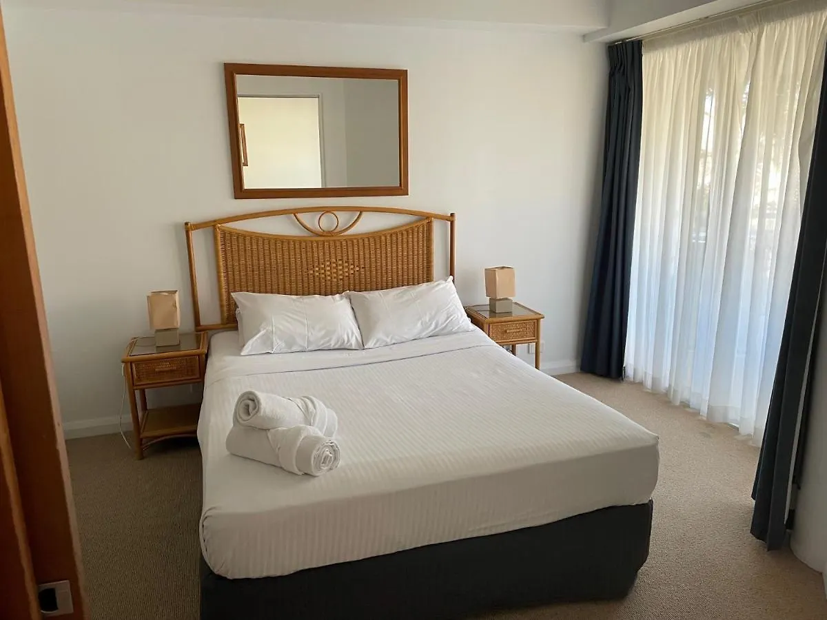 Alex Beach Resort-317/428 Alexandra Headland